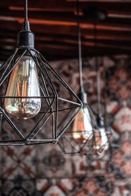 Il tuo specialista in illuminazione per spazi incantevoli